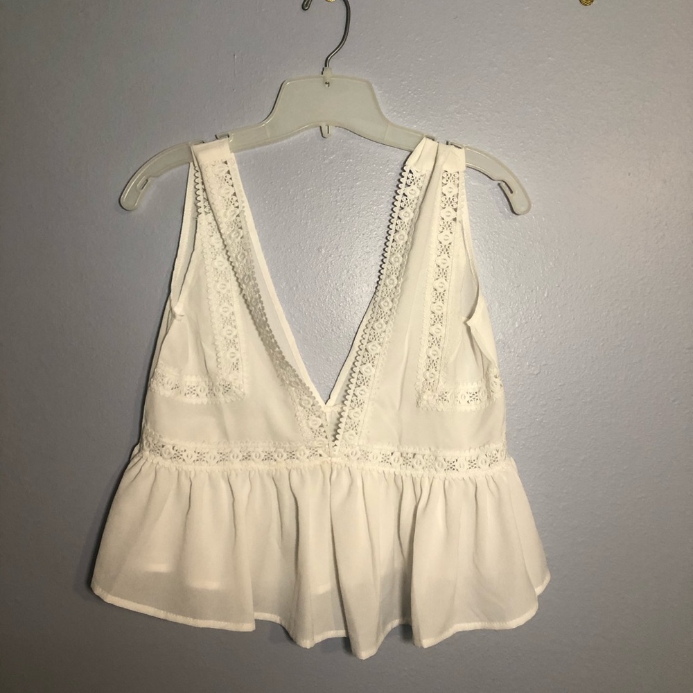 White lace flow top, Size Largw